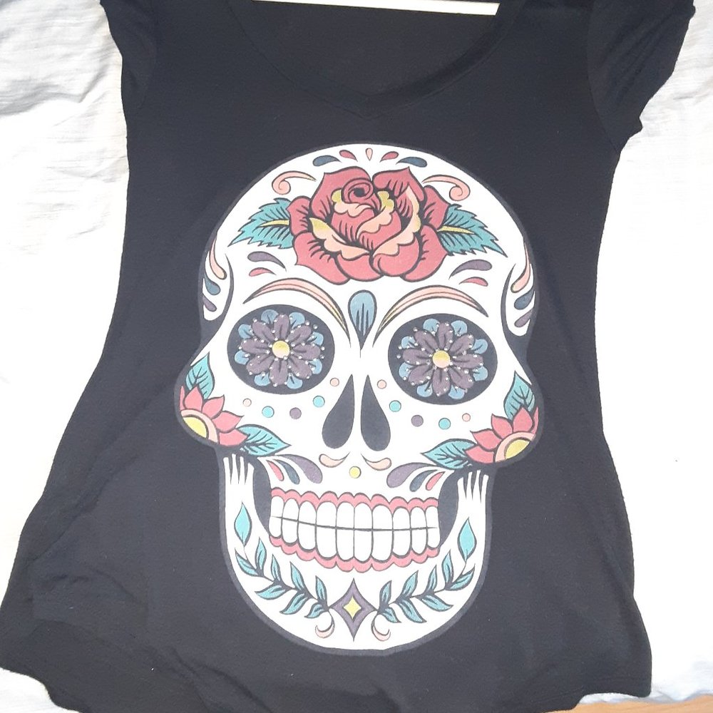 Skull veck shirt